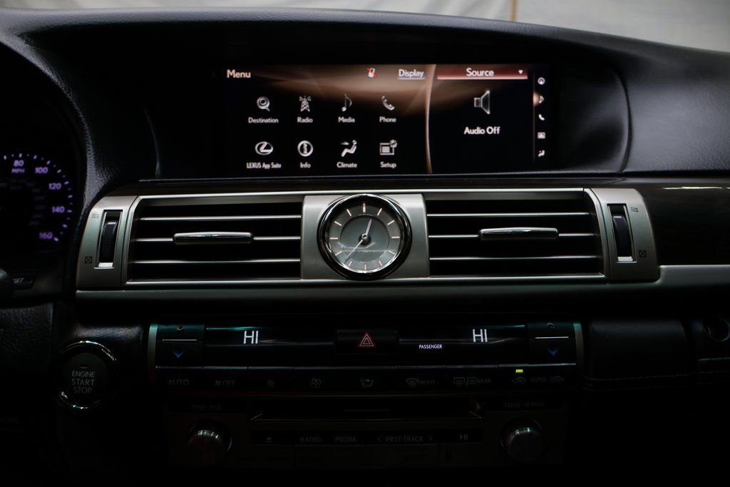 Used 2016 Lexus LS 460 w/ Comfort Package RWD image 21
