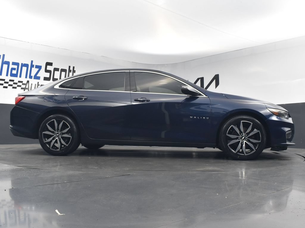 Used 2016 Chevrolet Malibu LT FWD image 22