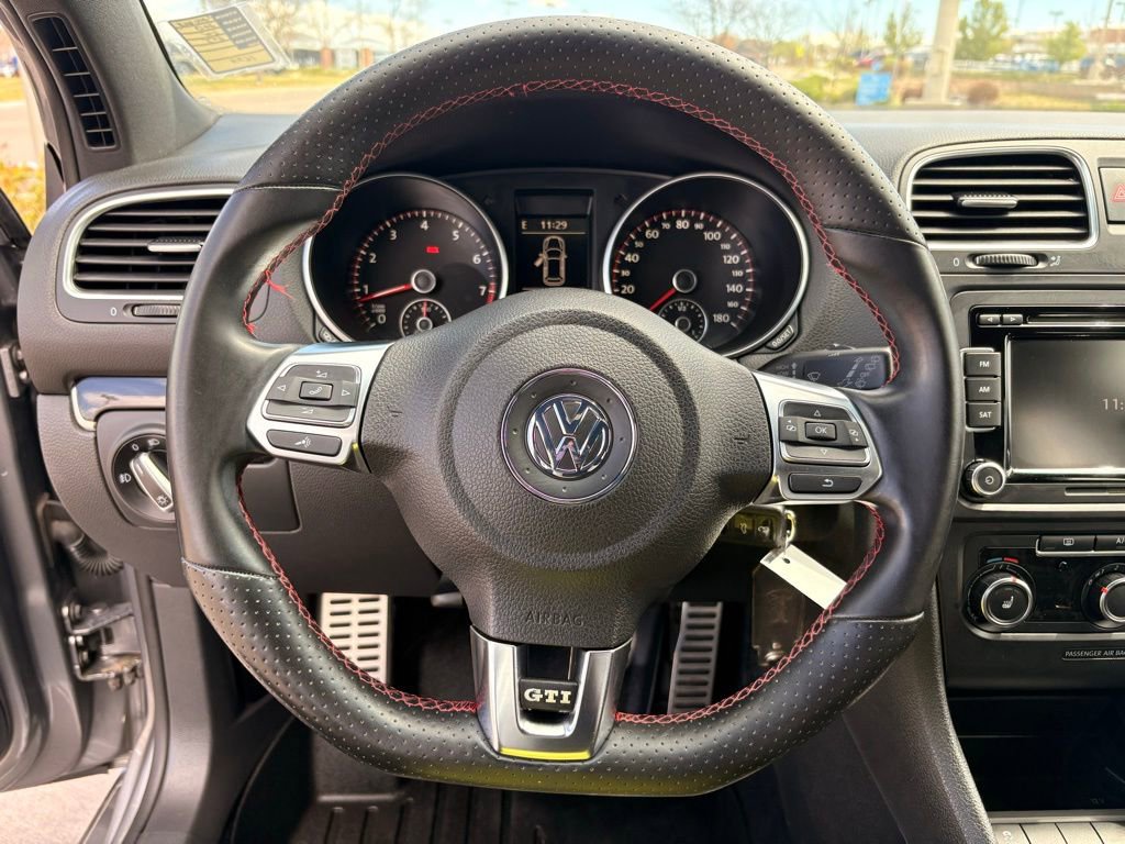 Used 2013 Volkswagen Golf 4-Door FWD image 21