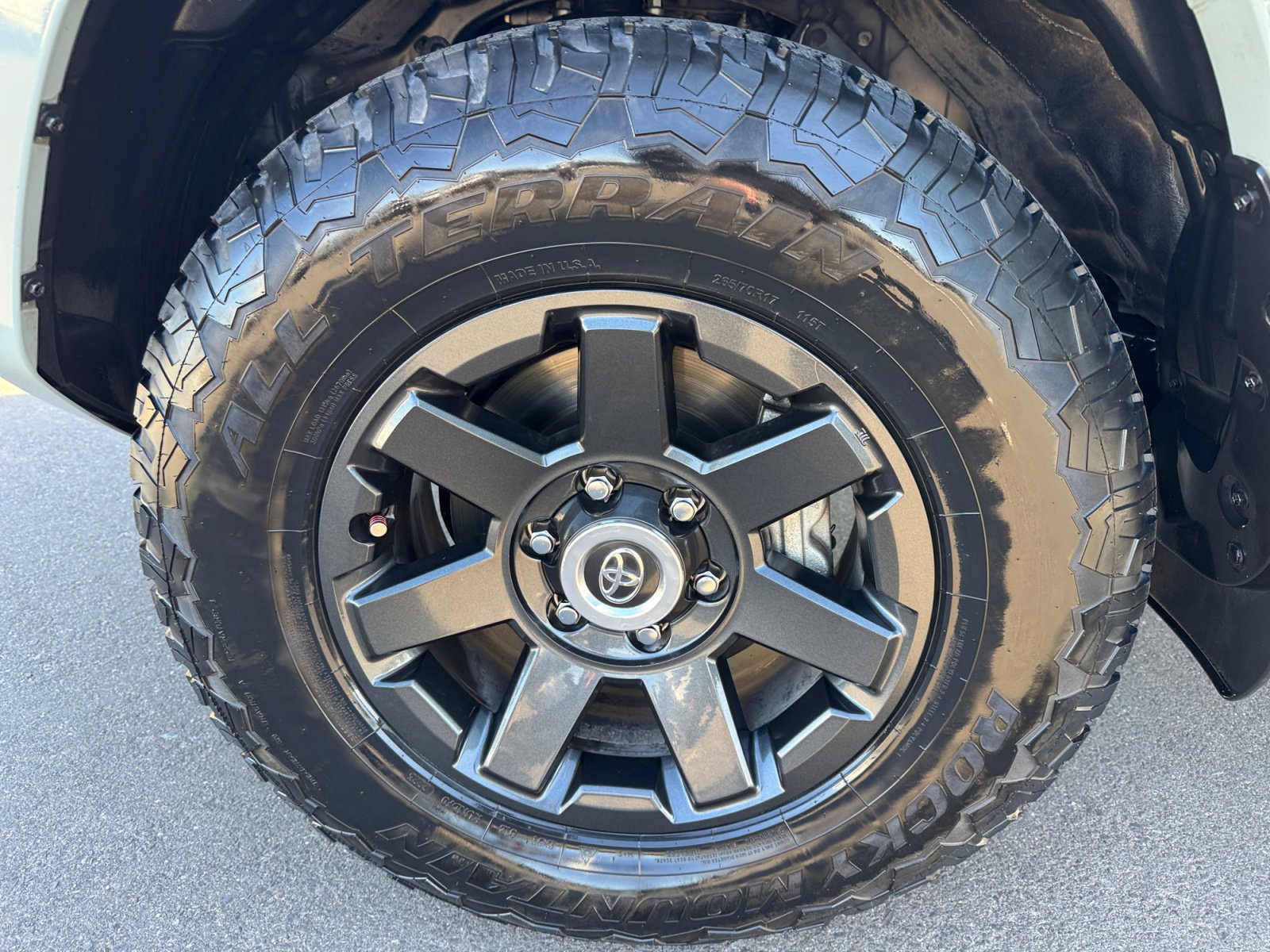 Used 2022 Toyota 4Runner Trail Special Edition AWD/4WD image 26