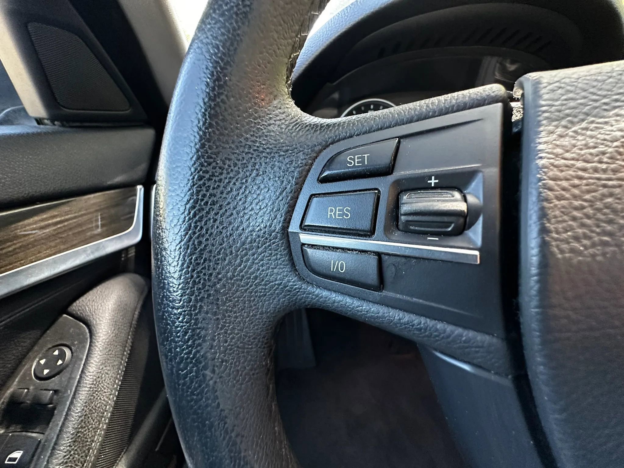 Used 2012 BMW 528i Sedan RWD image 24