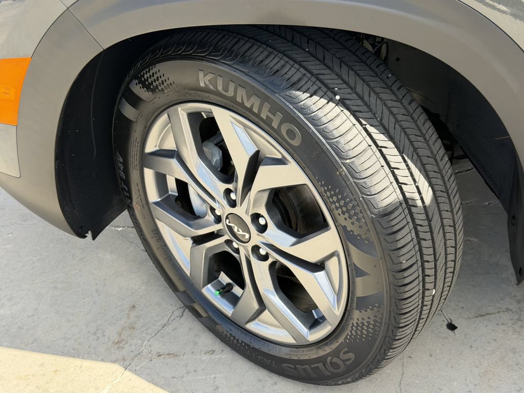 Certified 2024 Kia Seltos S FWD image 33