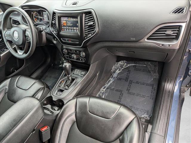 Used 2020 Jeep Cherokee Latitude Plus image 22