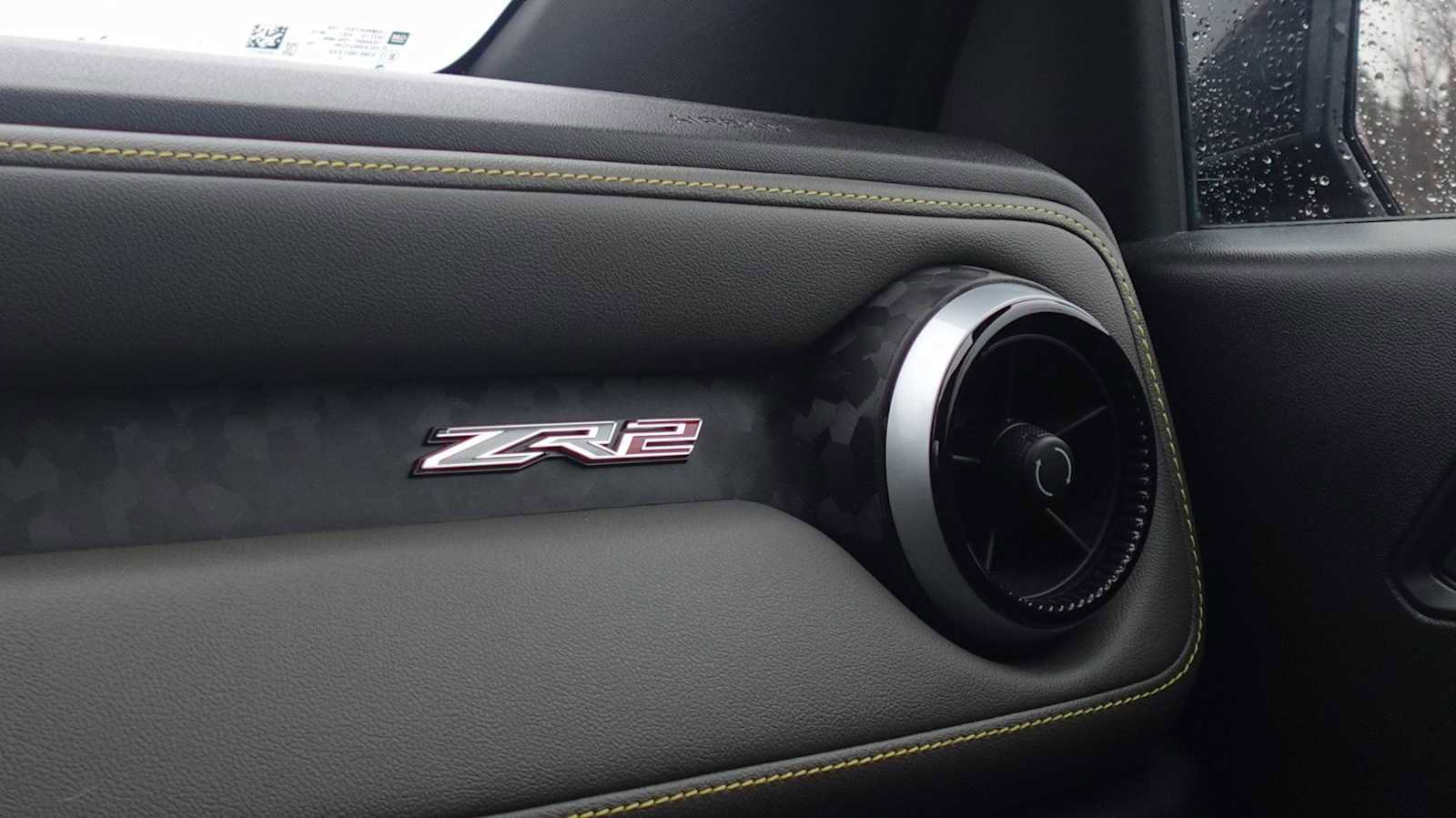 Used 2024 Chevrolet Colorado ZR2 w/ Technology Package AWD/4WD image 32