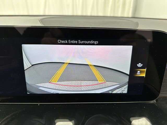 Used 2023 Mercedes-Benz GLB 250 4MATIC image 17