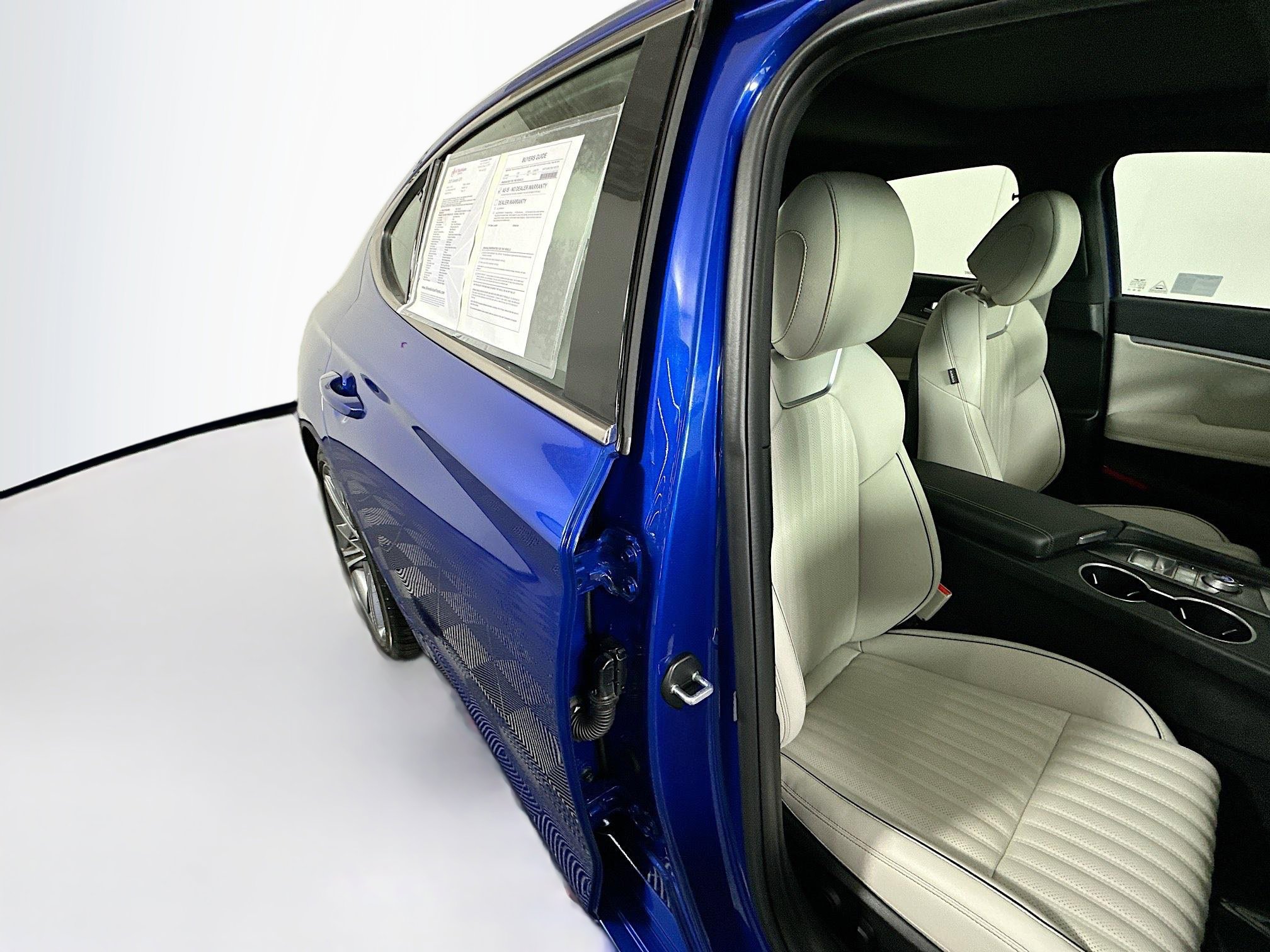 Used 2025 Genesis G70 2.5T w/ Sport Prestige Package image 28