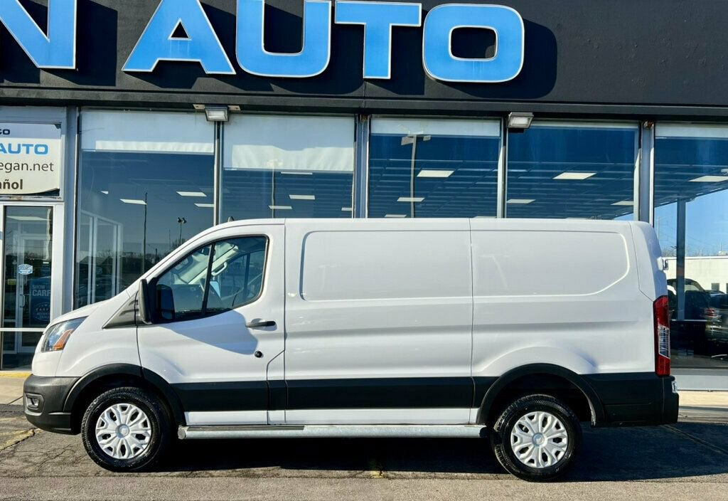 Used 2025 Ford Transit 250 Low Roof w/ Exterior Upgrade Package RWD image 24