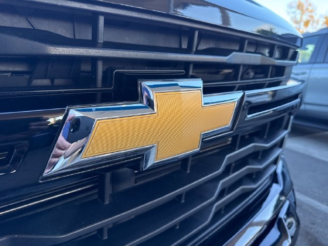 Used 2024 Chevrolet Silverado 2500 Custom w/ Custom Value Package AWD/4WD image 39