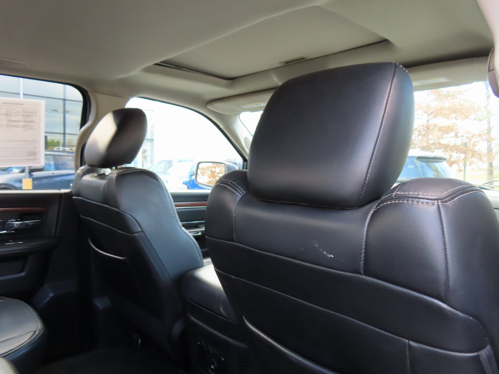 Used 2014 RAM 1500 Laramie w/ Convenience Group image 34