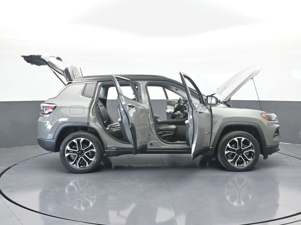 Used 2022 Jeep Compass Limited image 72