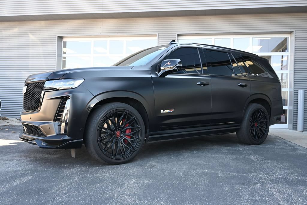 Used 2023 Cadillac Escalade V w/ LPO, ONYX Package AWD/4WD image 6