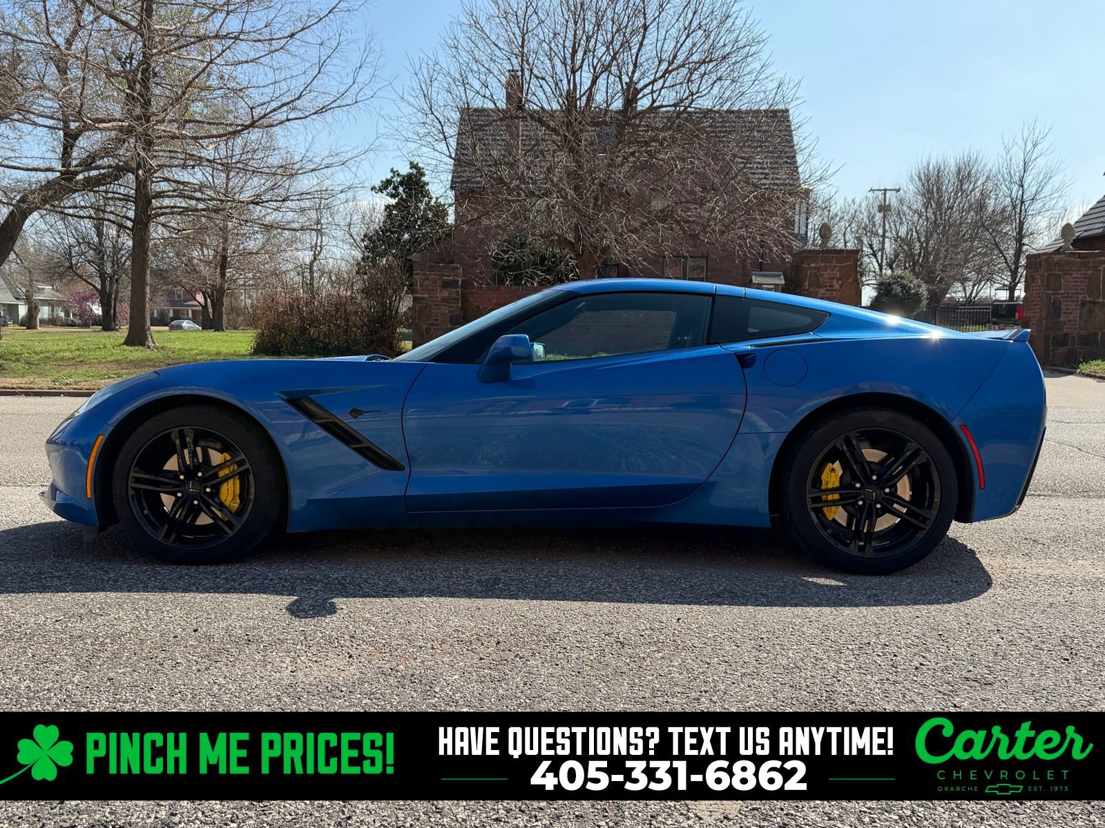 Used 2016 Chevrolet Corvette Stingray Coupe w/ Carbon Flash Badge Package image 7