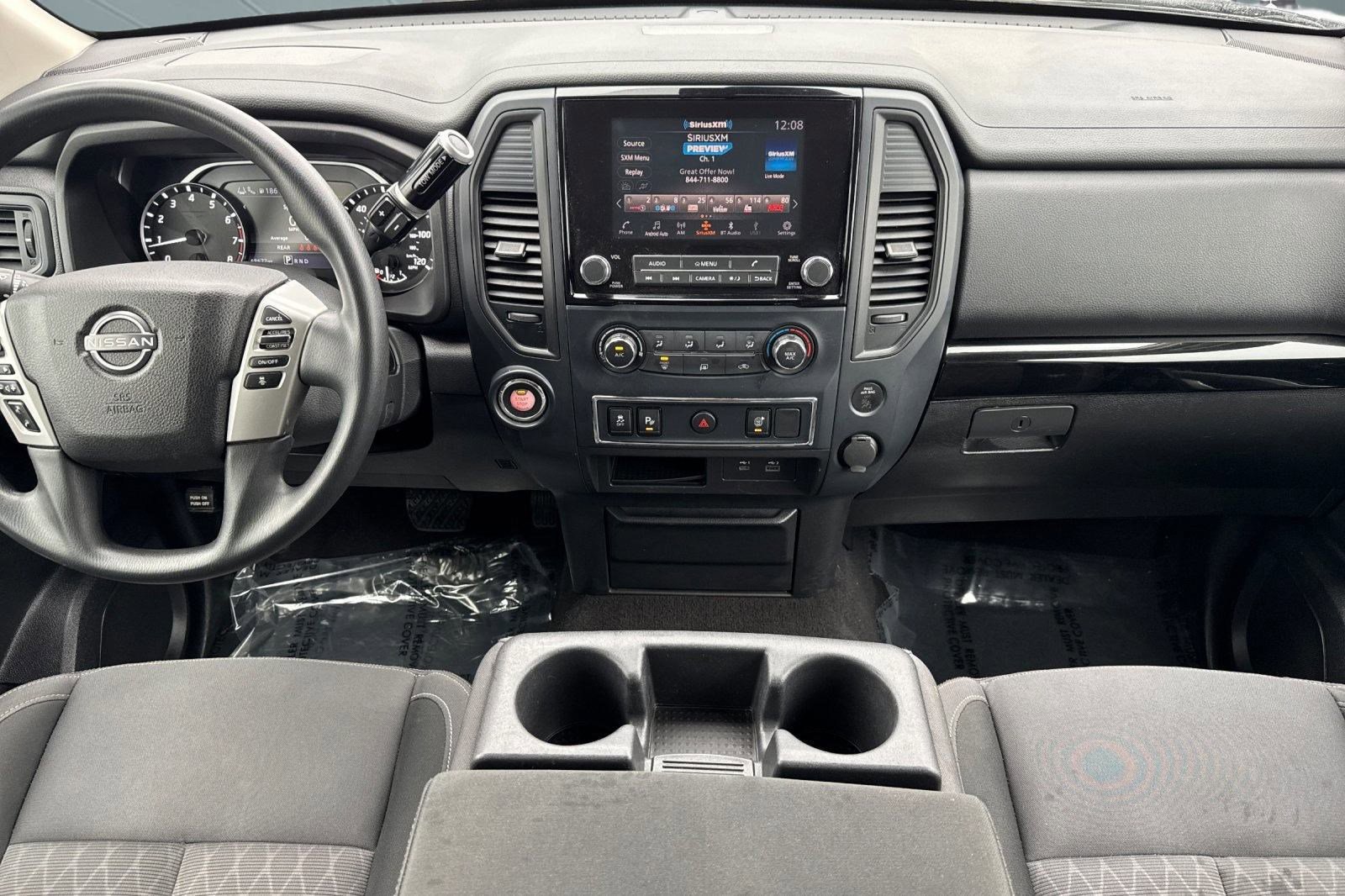 Used 2023 Nissan Titan SV image 27