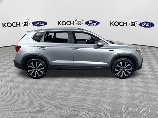 Used 2022 Volkswagen Taos SE image 9