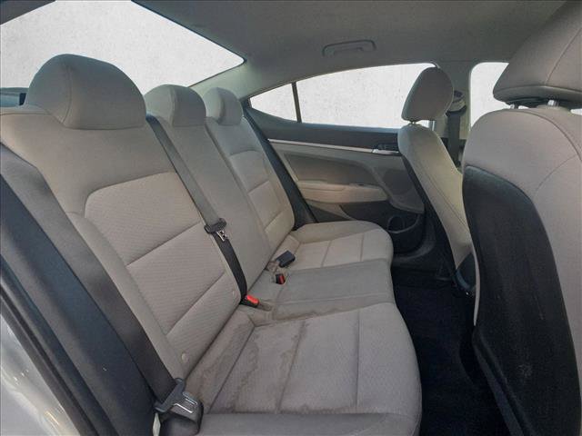 Used 2020 Hyundai Elantra SEL FWD image 17
