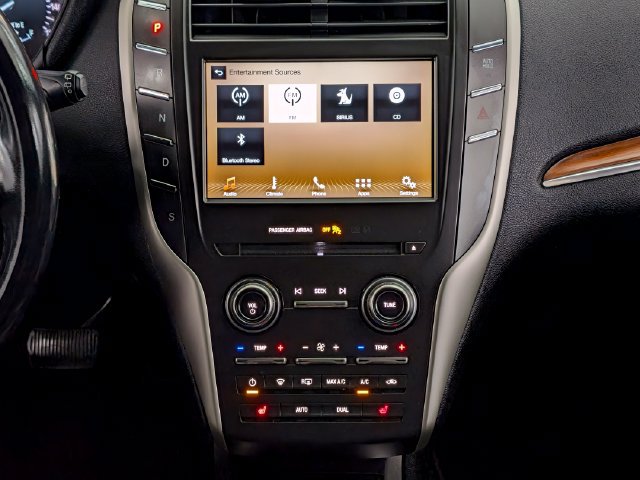 Used 2017 Lincoln MKC Select AWD/4WD image 29