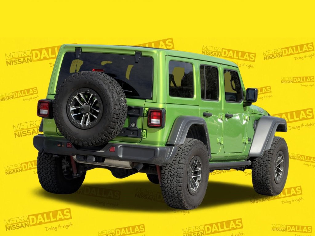 Used 2025 Jeep Wrangler Unlimited Sport AWD/4WD image 4