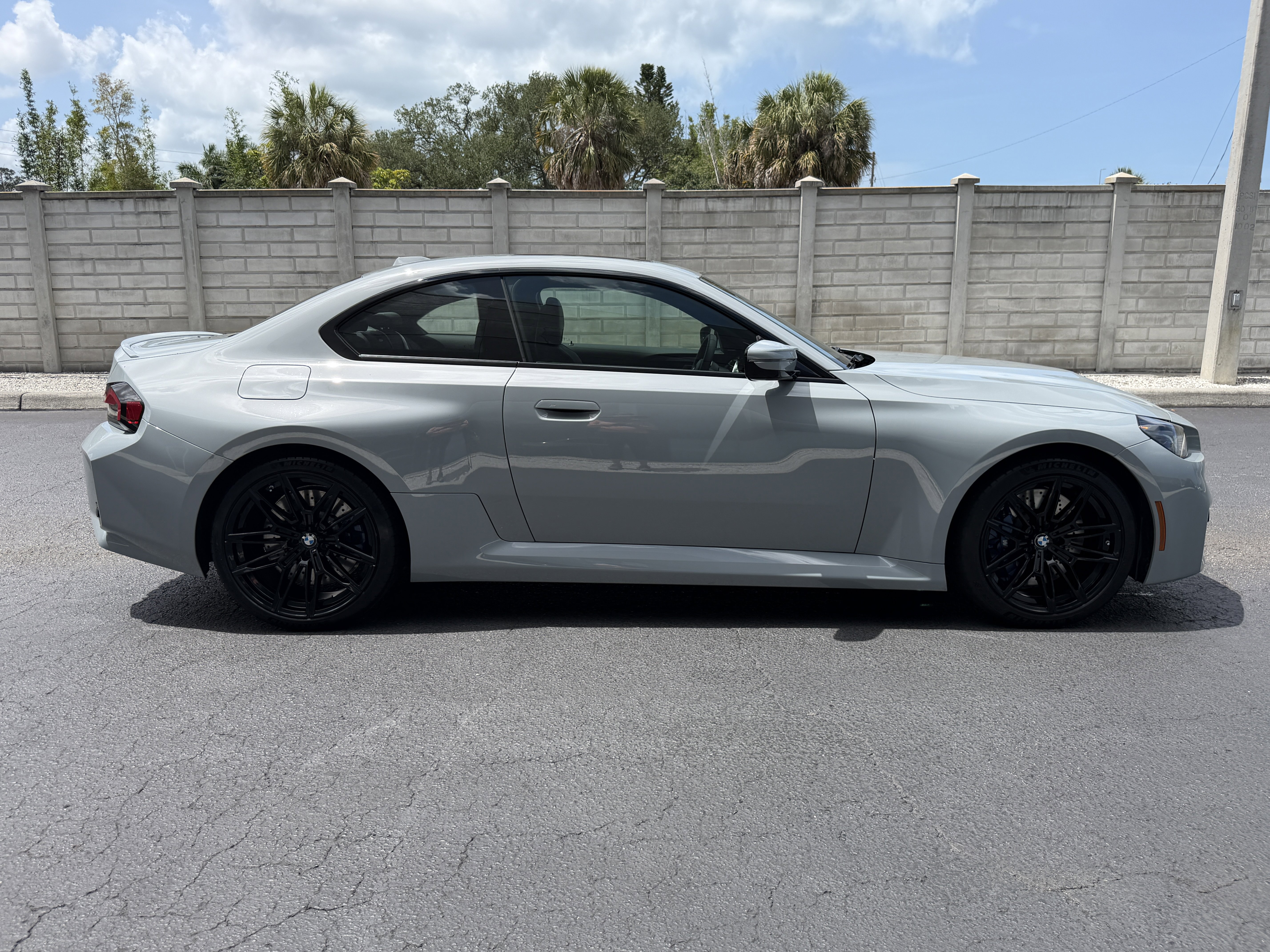 Used 2025 BMW M2 w/ Lighting Package RWD image 7