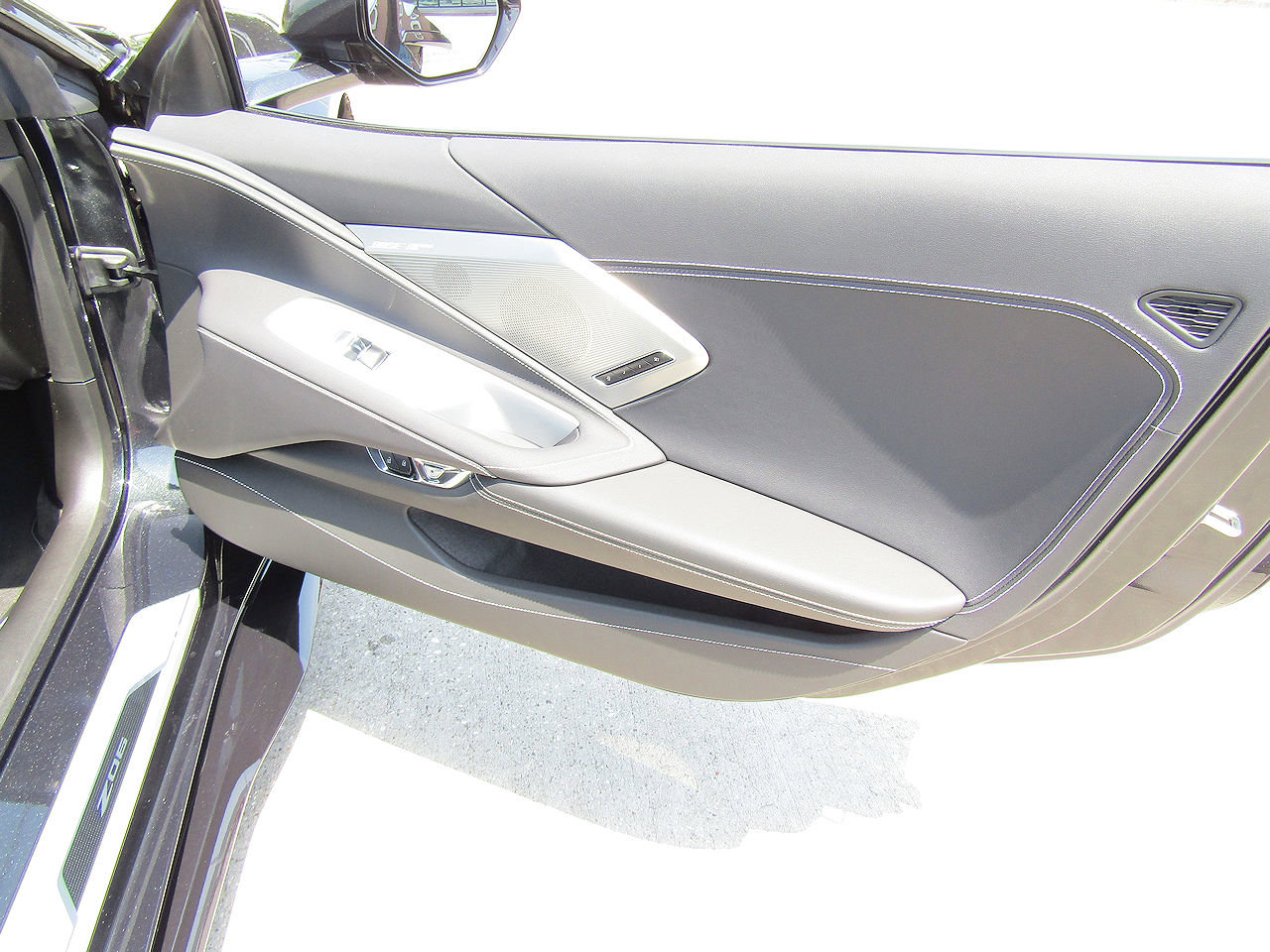 Used 2024 Chevrolet Corvette Z06 RWD image 14