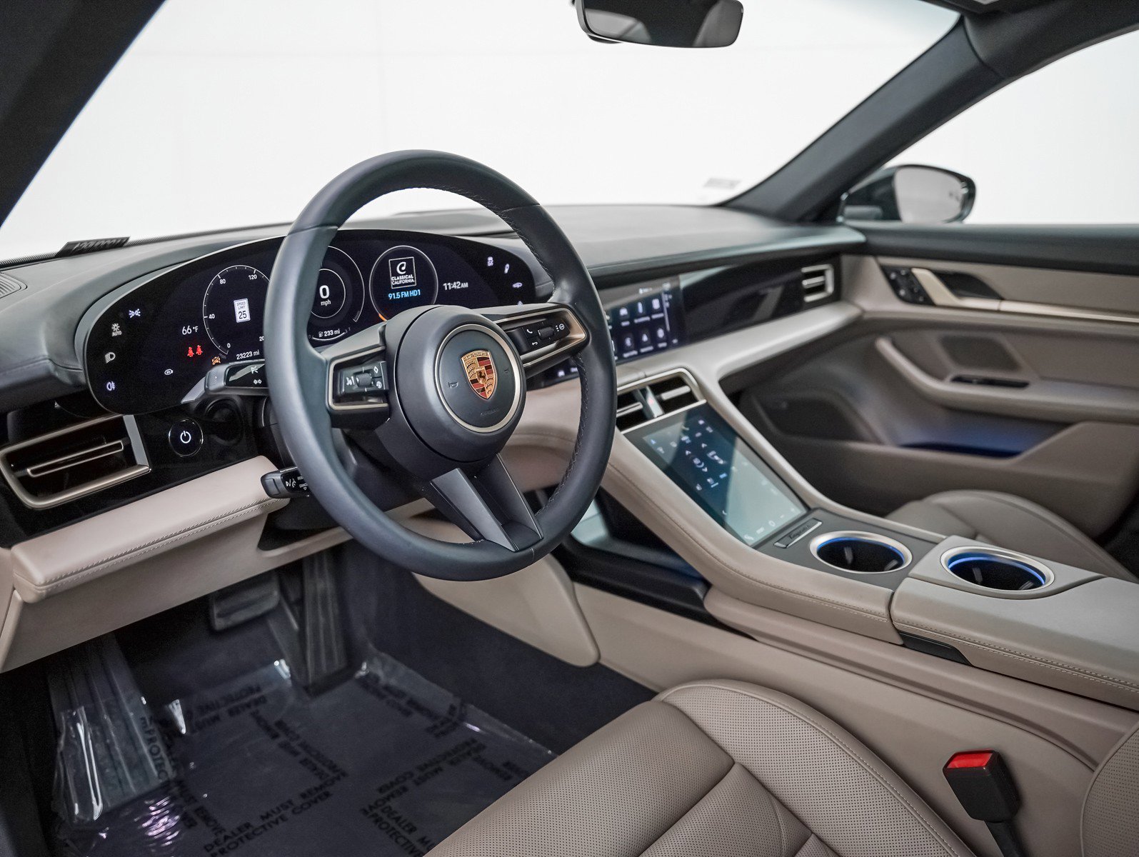 Certified 2021 Porsche Taycan 4S AWD/4WD image 4