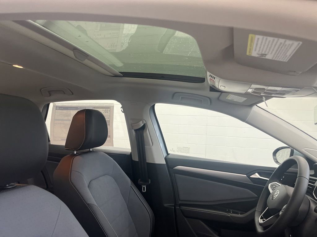 New 2026 Volkswagen Jetta SE image 38