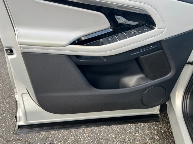 Used 2020 Land Rover Range Rover Evoque R-Dynamic HSE image 10