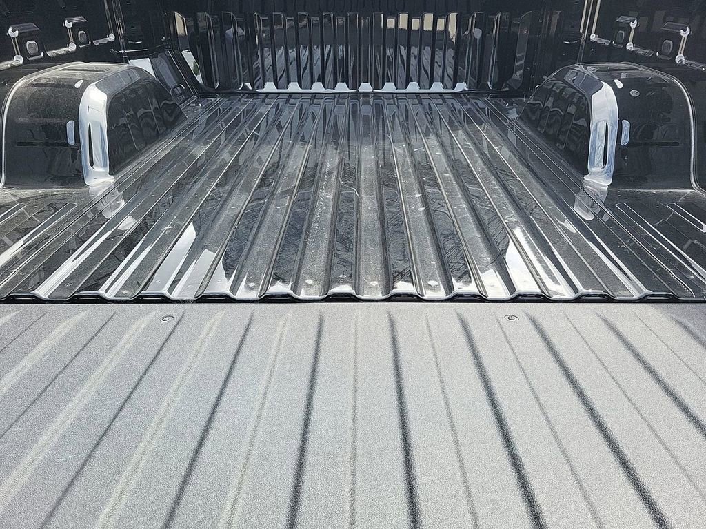 Used 2026 GMC Sierra 1500 Pro w/ Graphite Edition image 19