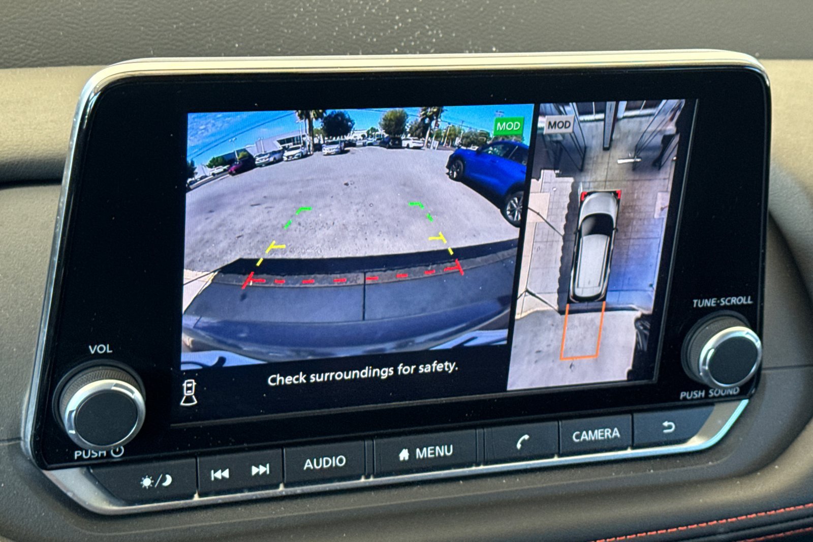 Certified 2025 Nissan Rogue SV AWD/4WD image 28