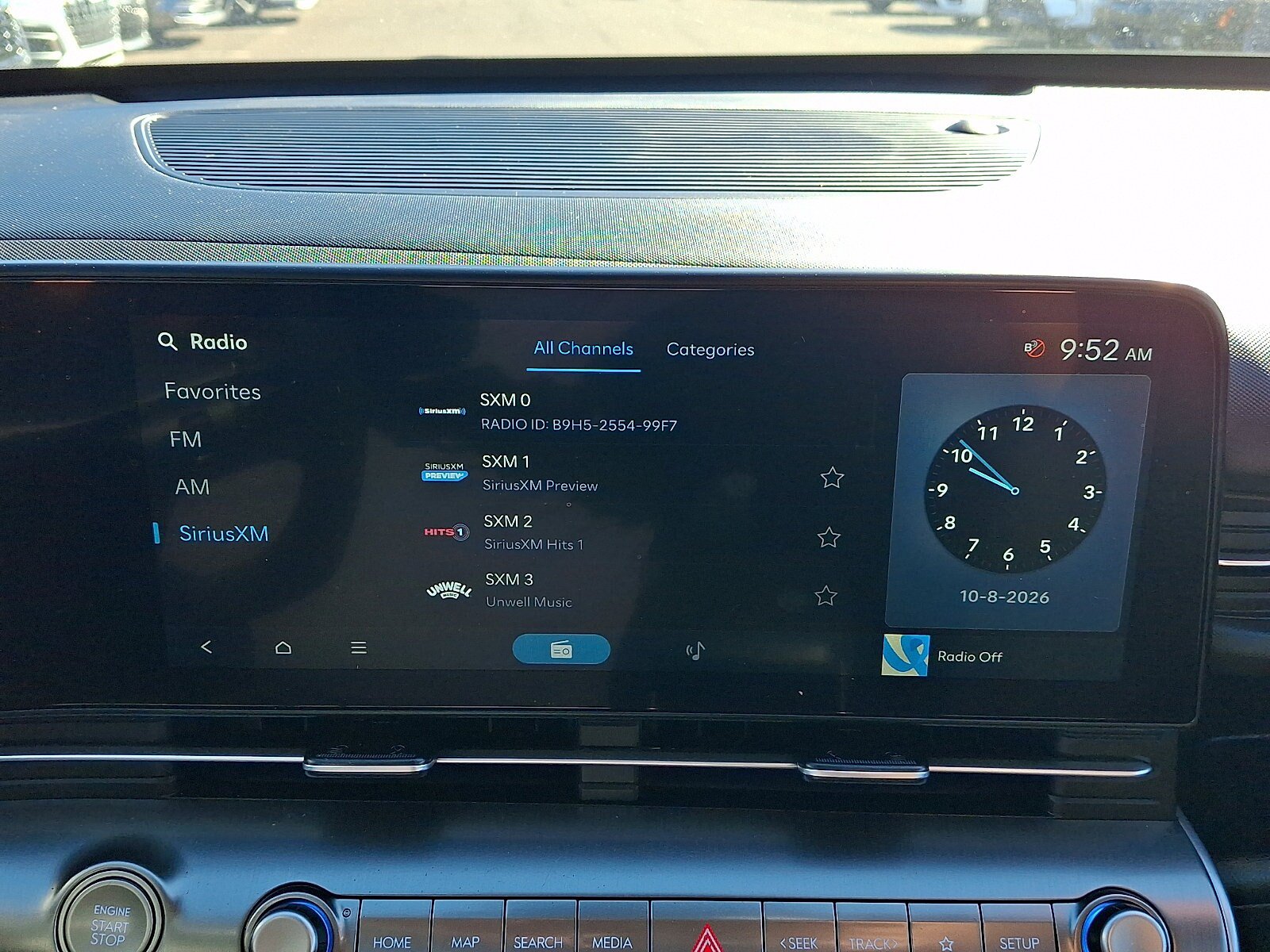 Used 2025 Hyundai Kona SEL AWD/4WD image 16