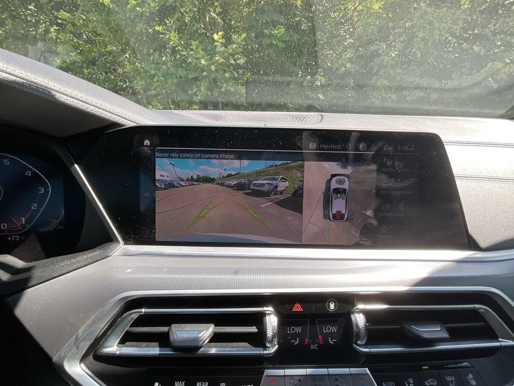 Used 2021 BMW X6 M50i w/ Executive Package AWD/4WD image 18