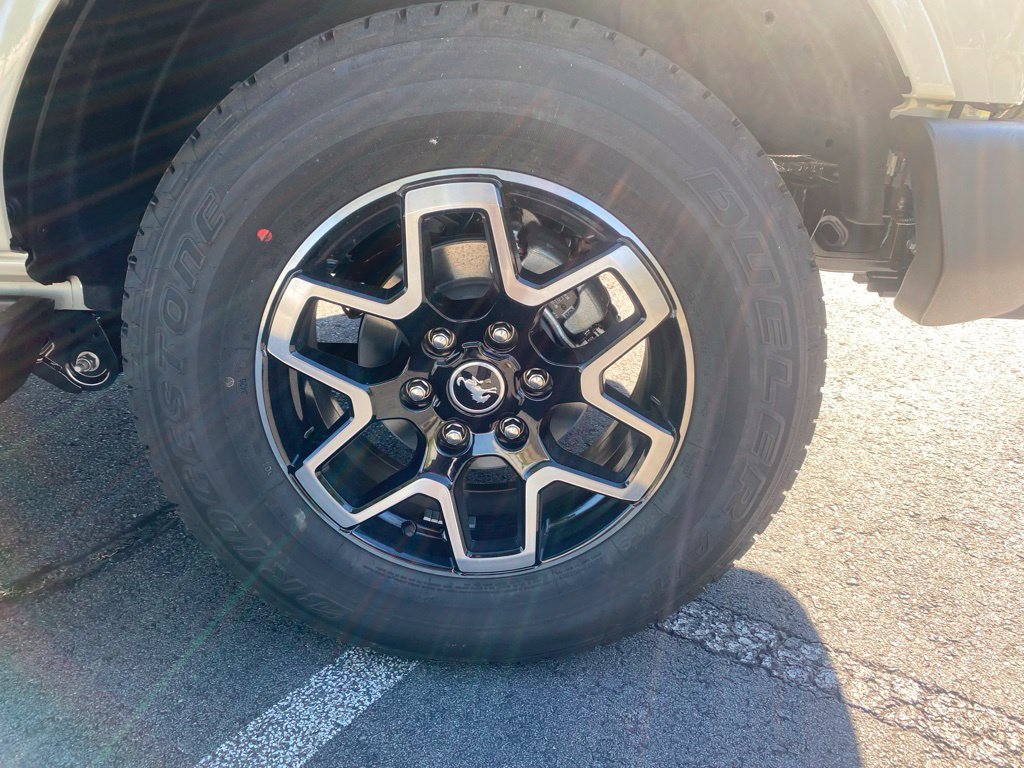 New 2026 Ford Bronco Outer Banks AWD/4WD image 36