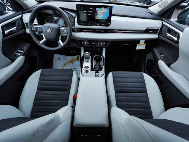 New 2026 Mitsubishi Outlander SE AWD/4WD image 37