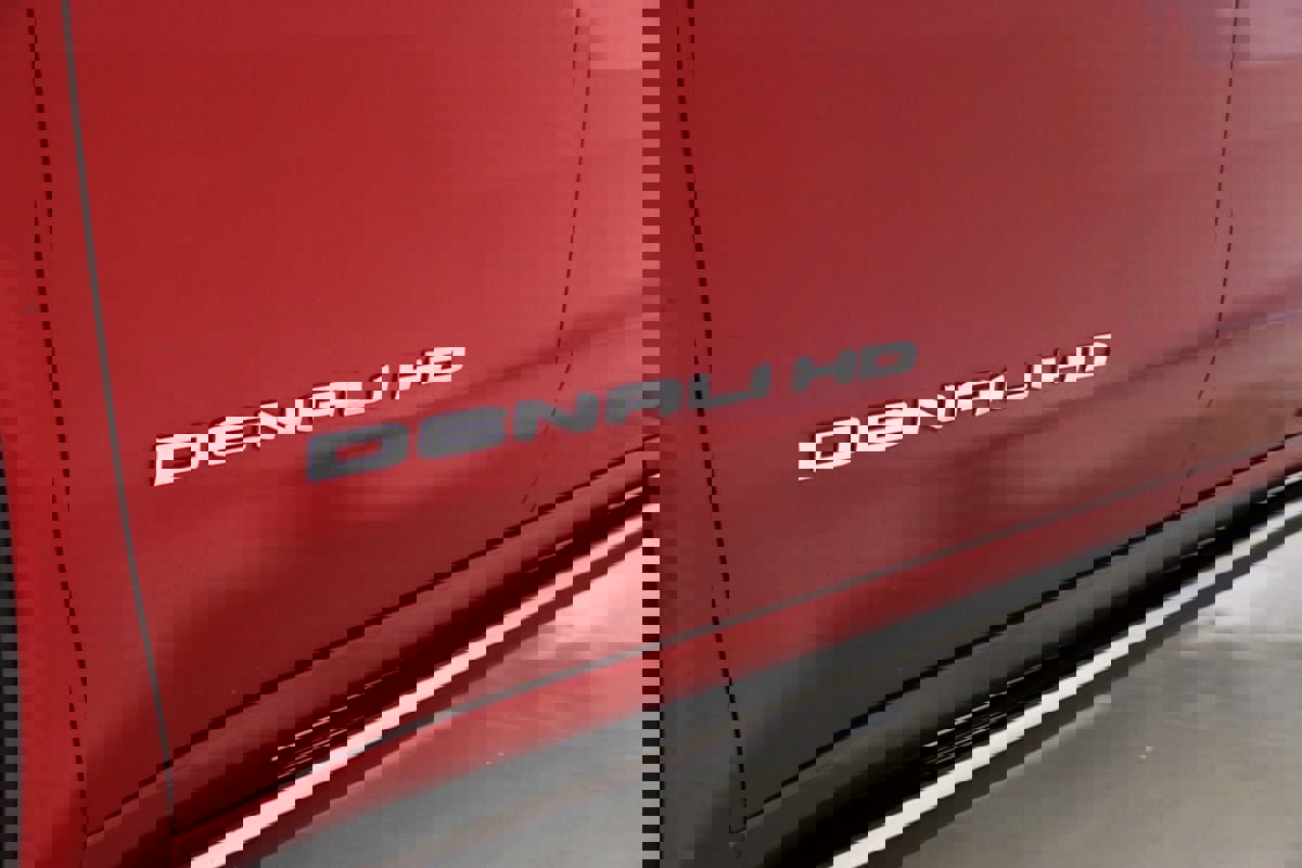 Used 2022 GMC Sierra 3500 Denali w/ Denali Ultimate Package image 88