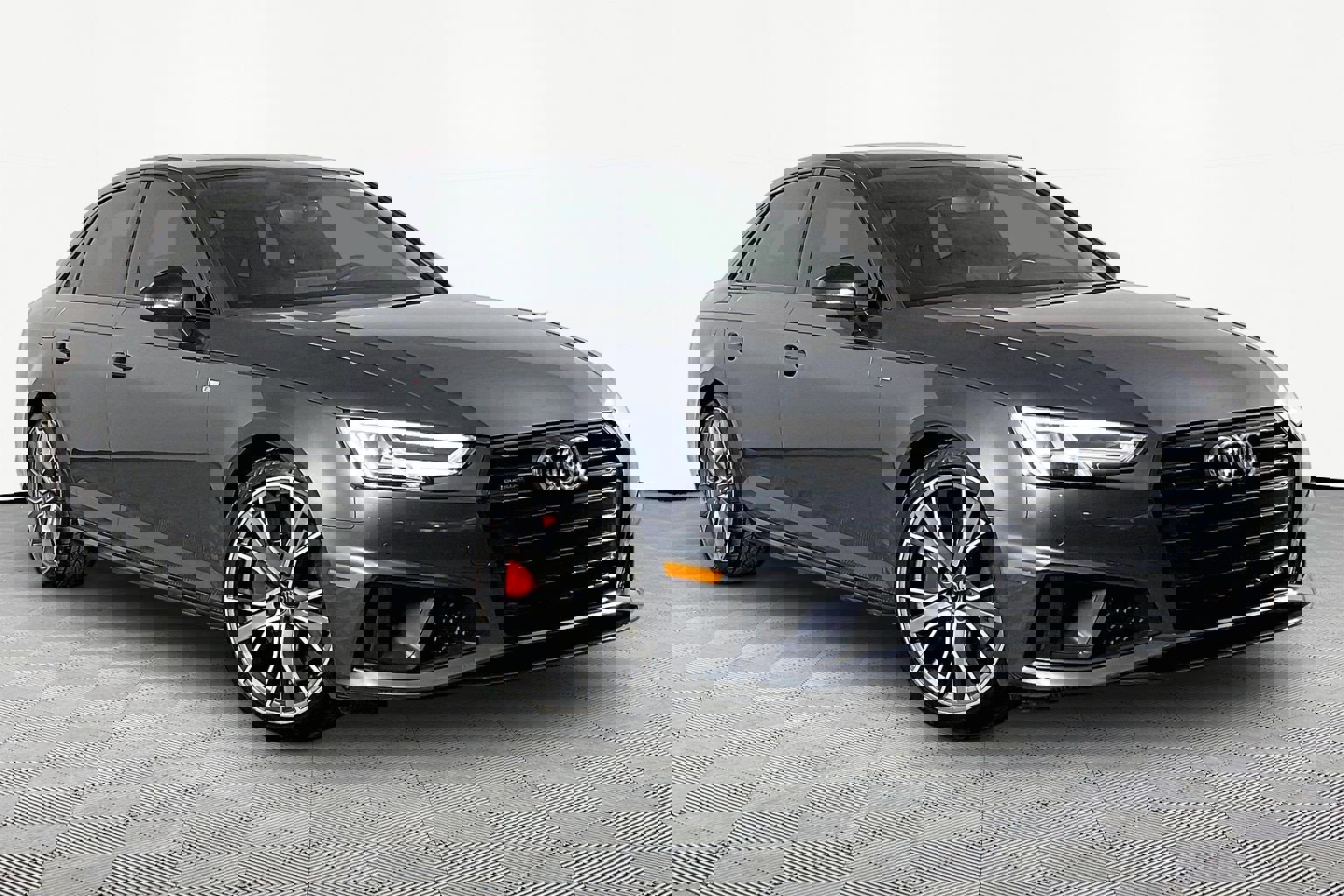 Used 2019 Audi A4 2.0T Premium Plus w/ Premium Plus Package image 4