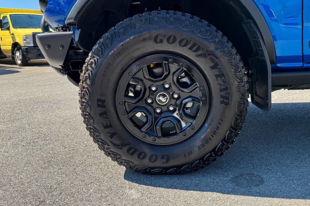 Used 2021 Ford Bronco First Edition AWD/4WD image 37