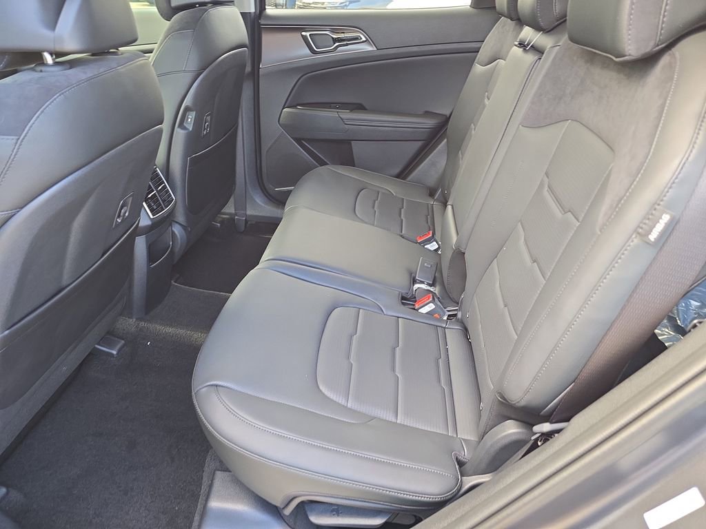 New 2026 Kia Sportage SX FWD image 17
