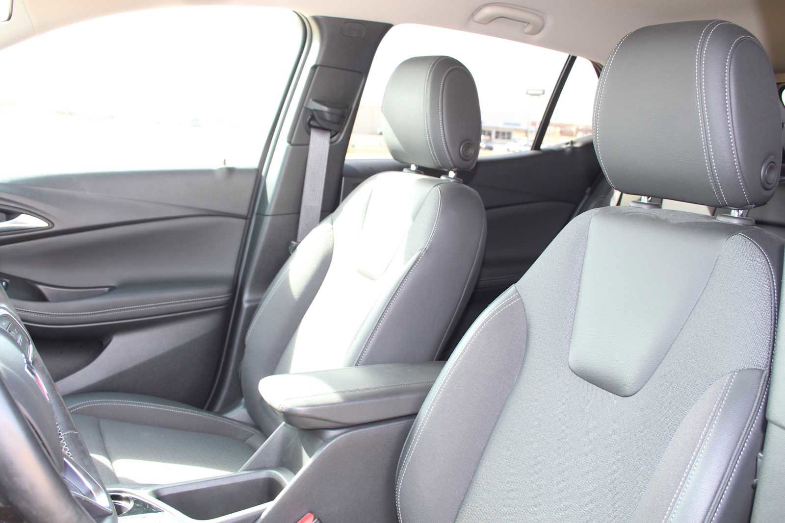 Used 2024 Buick Encore GX Preferred w/ Comfort Package image 64