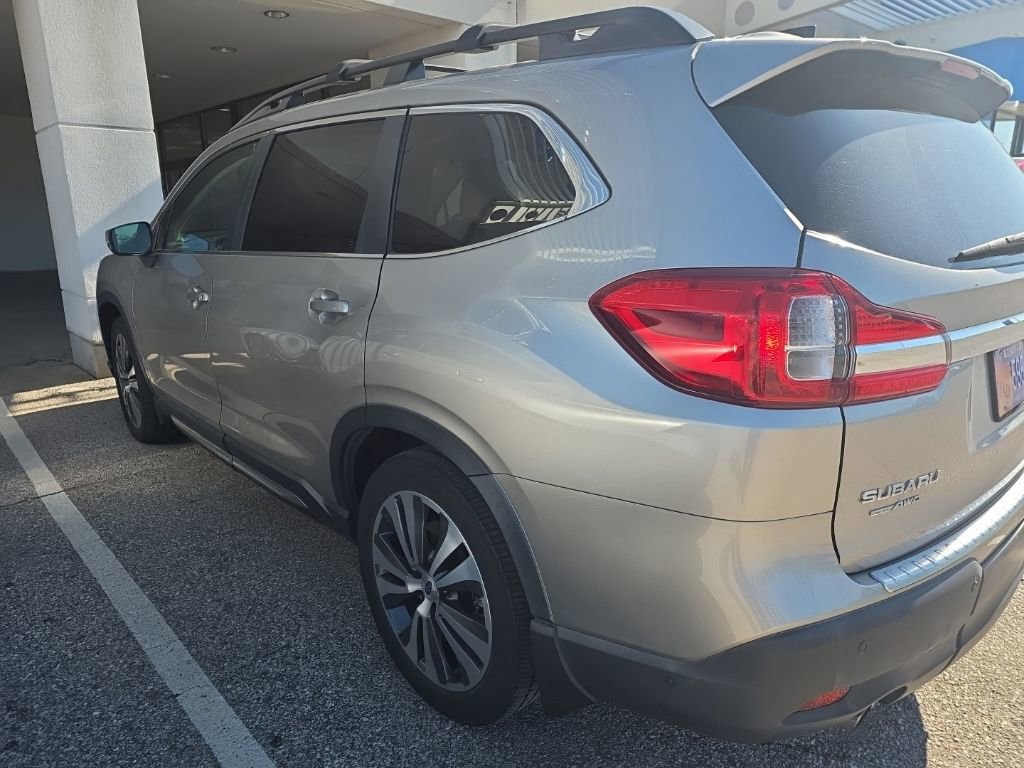 Used 2019 Subaru Ascent Limited w/ Popular Package #3 AWD/4WD image 6