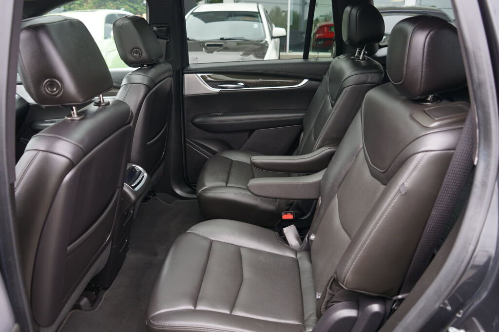 Used 2020 Cadillac XT6 Sport AWD/4WD image 14