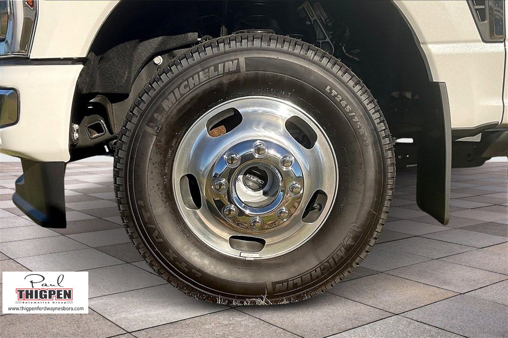 New 2025 Ford F350 Platinum w/ Platinum Plus Package image 11