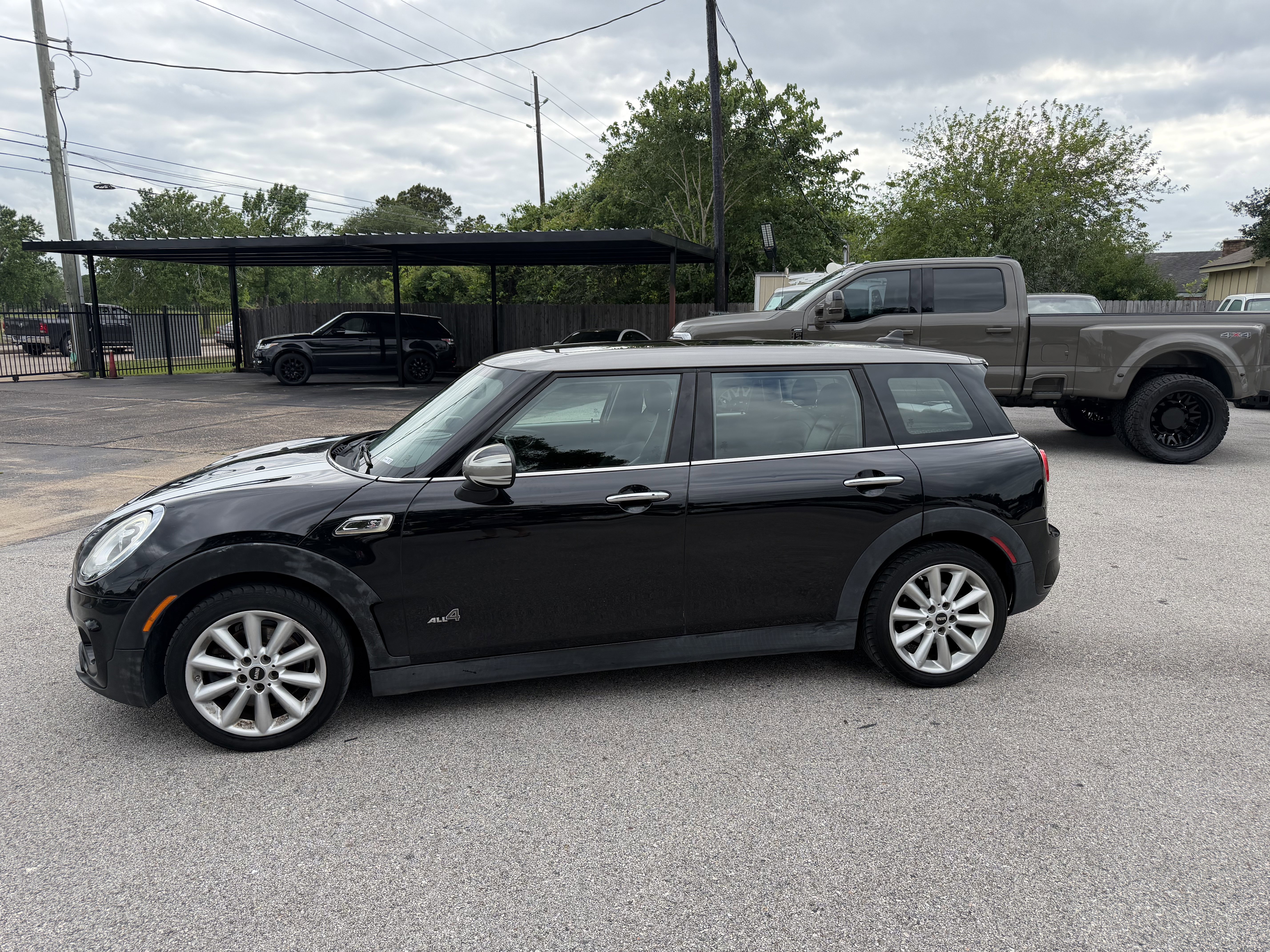Used 2017 MINI Cooper Clubman S AWD/4WD image 8
