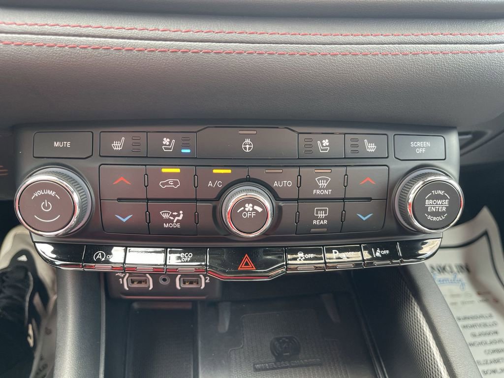 Used 2023 Dodge Durango GT image 19