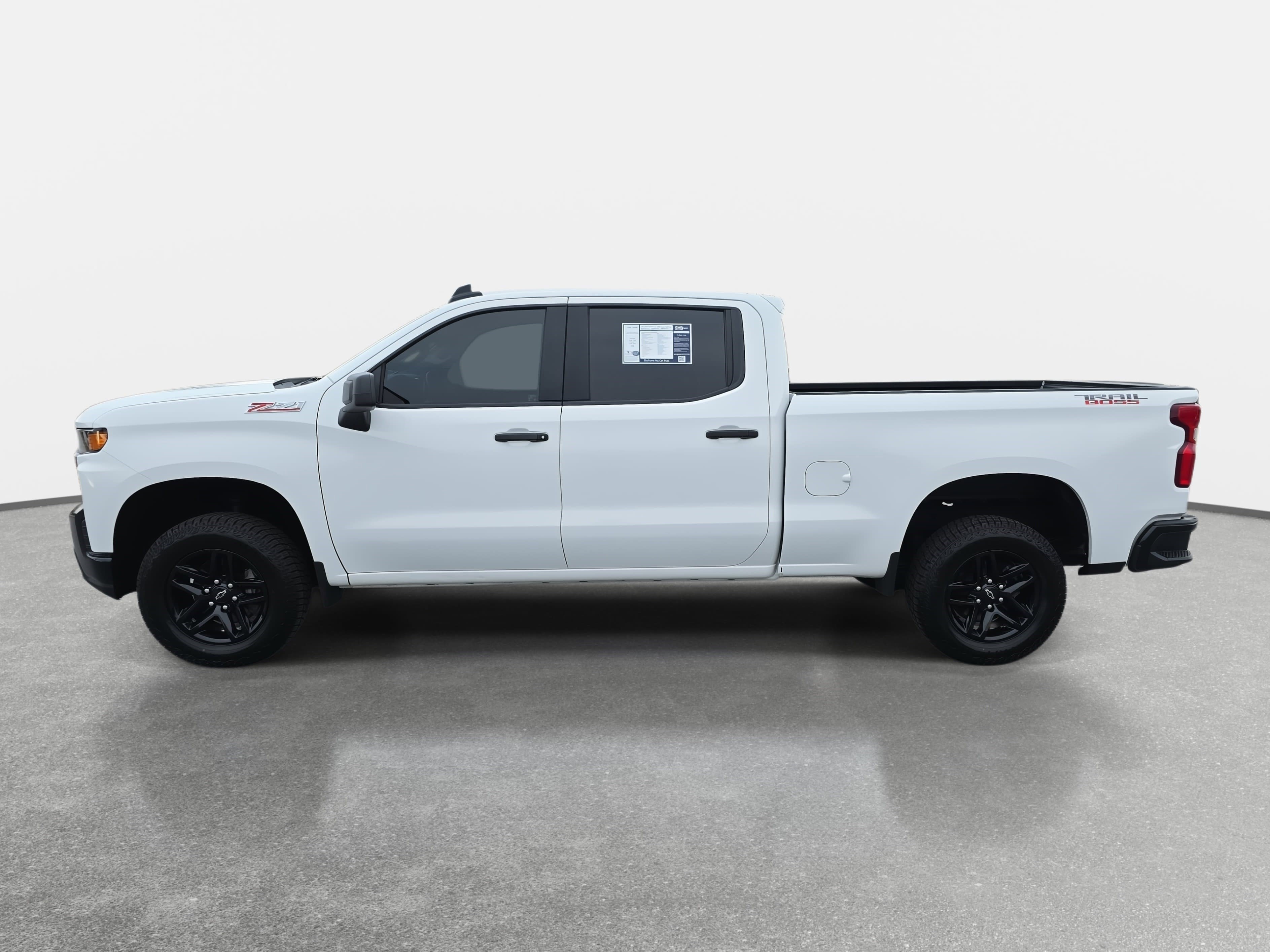 Used 2021 Chevrolet Silverado 1500 Custom Trail Boss w/ LPO, Dark Essentials Package image 8