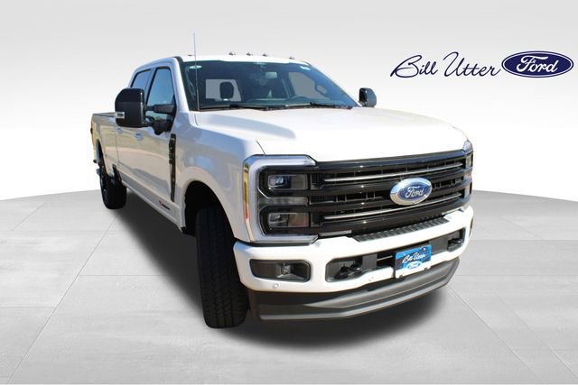 New 2026 Ford F350 Platinum image 2