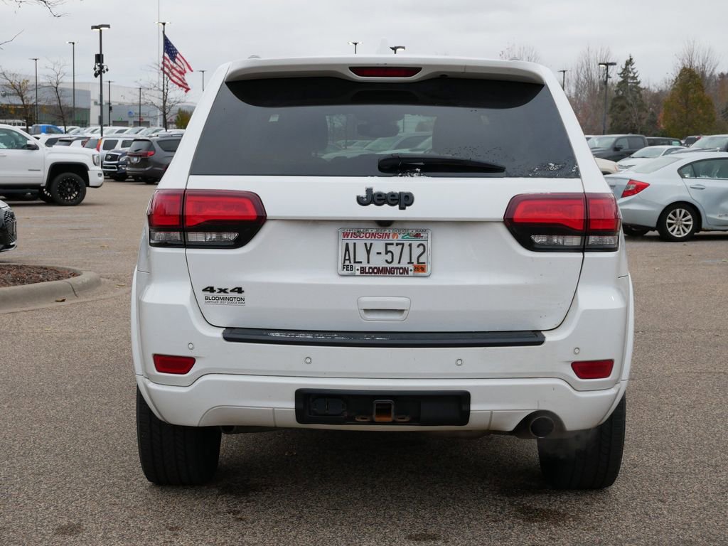 Used 2019 Jeep Grand Cherokee Altitude image 4