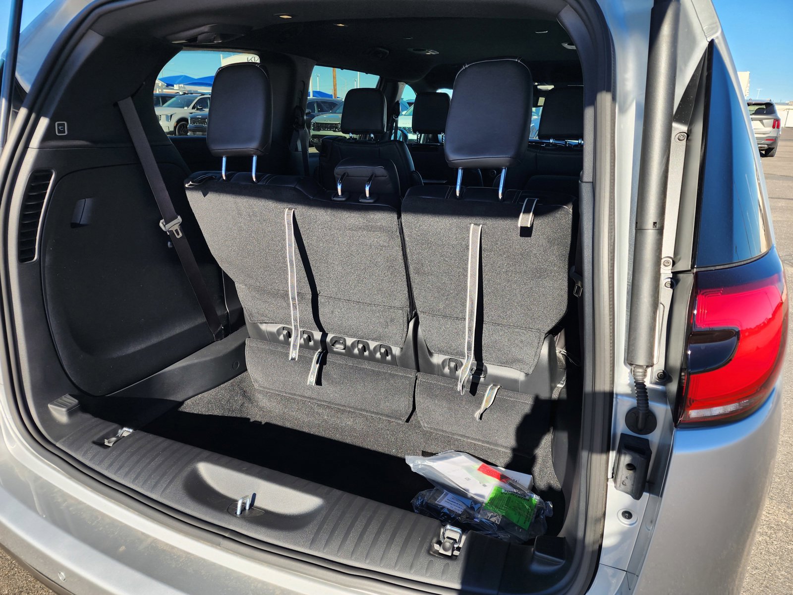 New 2026 Chrysler Pacifica Select FWD image 14