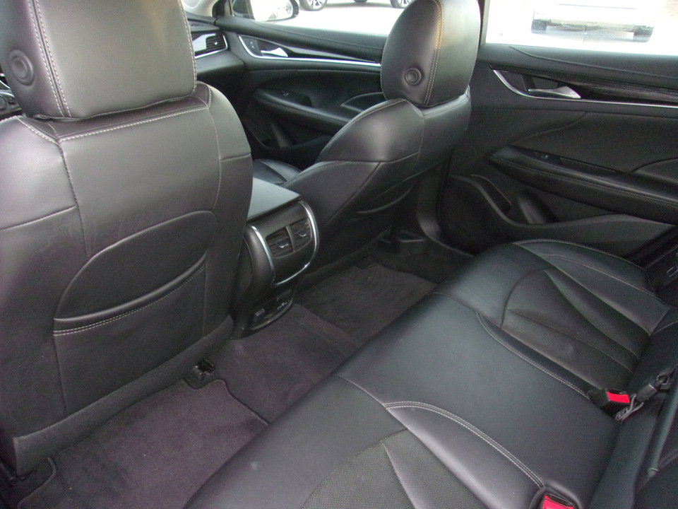 Used 2017 Buick LaCrosse Premium image 15