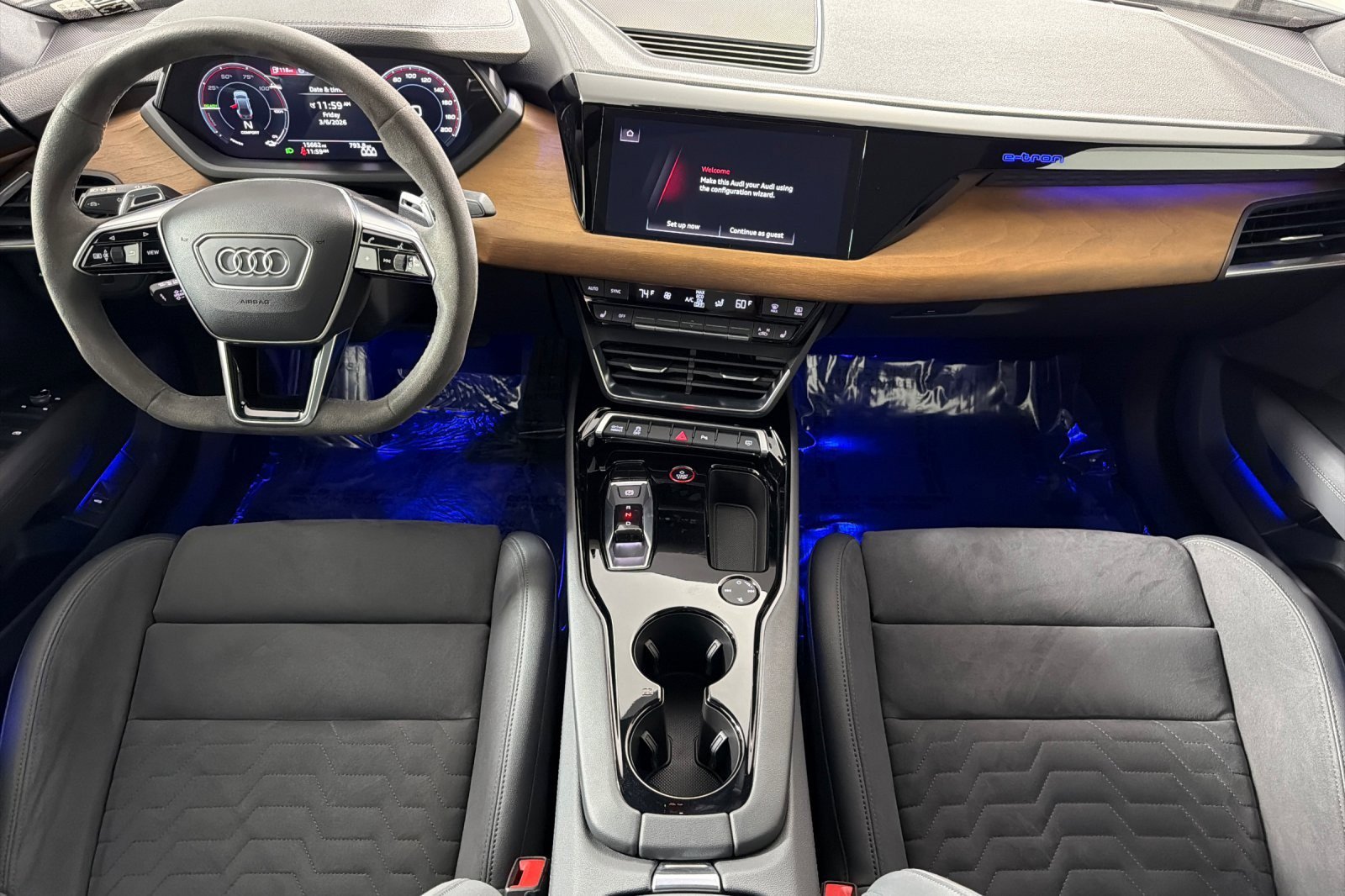 Used 2024 Audi e-tron GT Premium Plus image 12