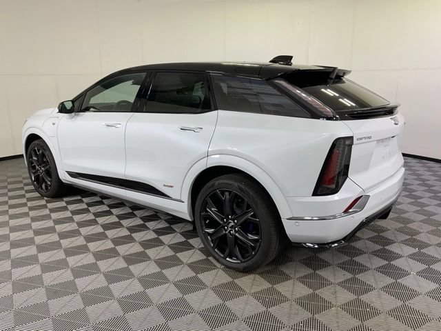 New 2026 Cadillac Optiq V AWD/4WD image 4