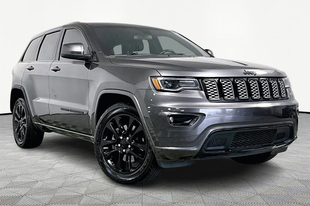 Used 2021 Jeep Grand Cherokee Laredo X image 1